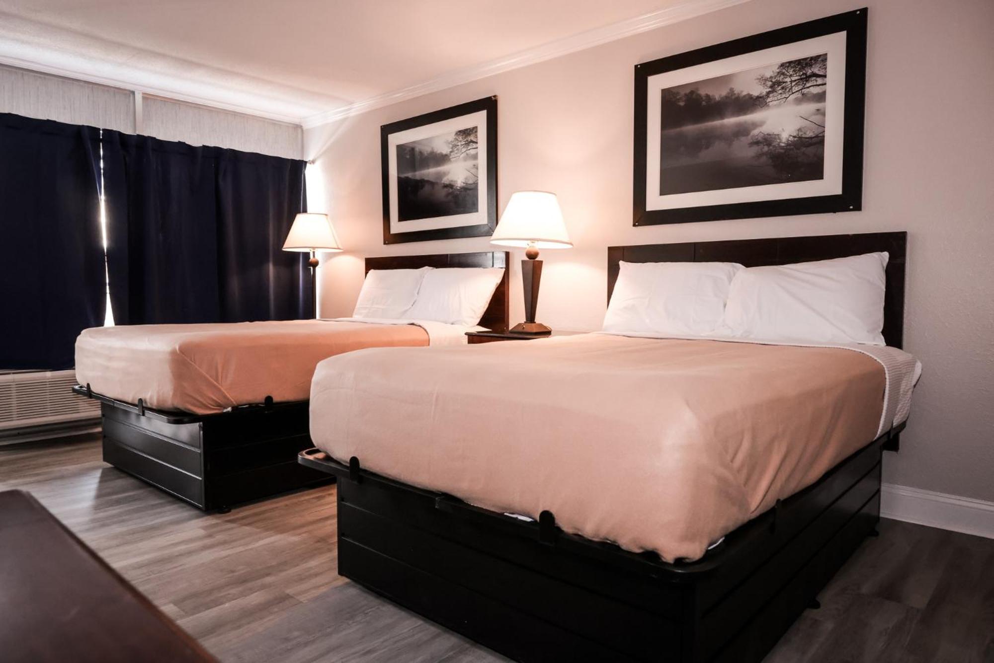 Riverside Inn & Suites By Oyo Danville Ceaser Casino Екстериор снимка